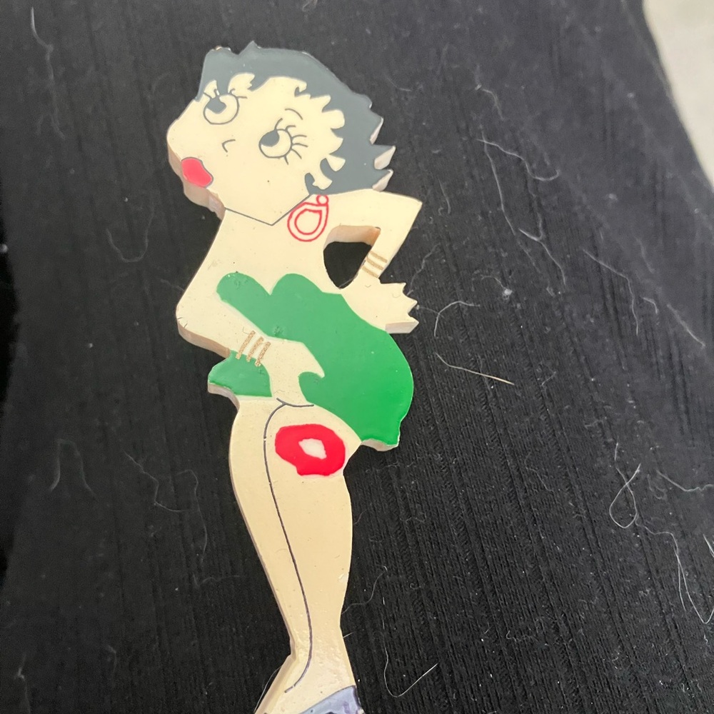 Vintage Cartoon Character Brooch Betty boop Galalith